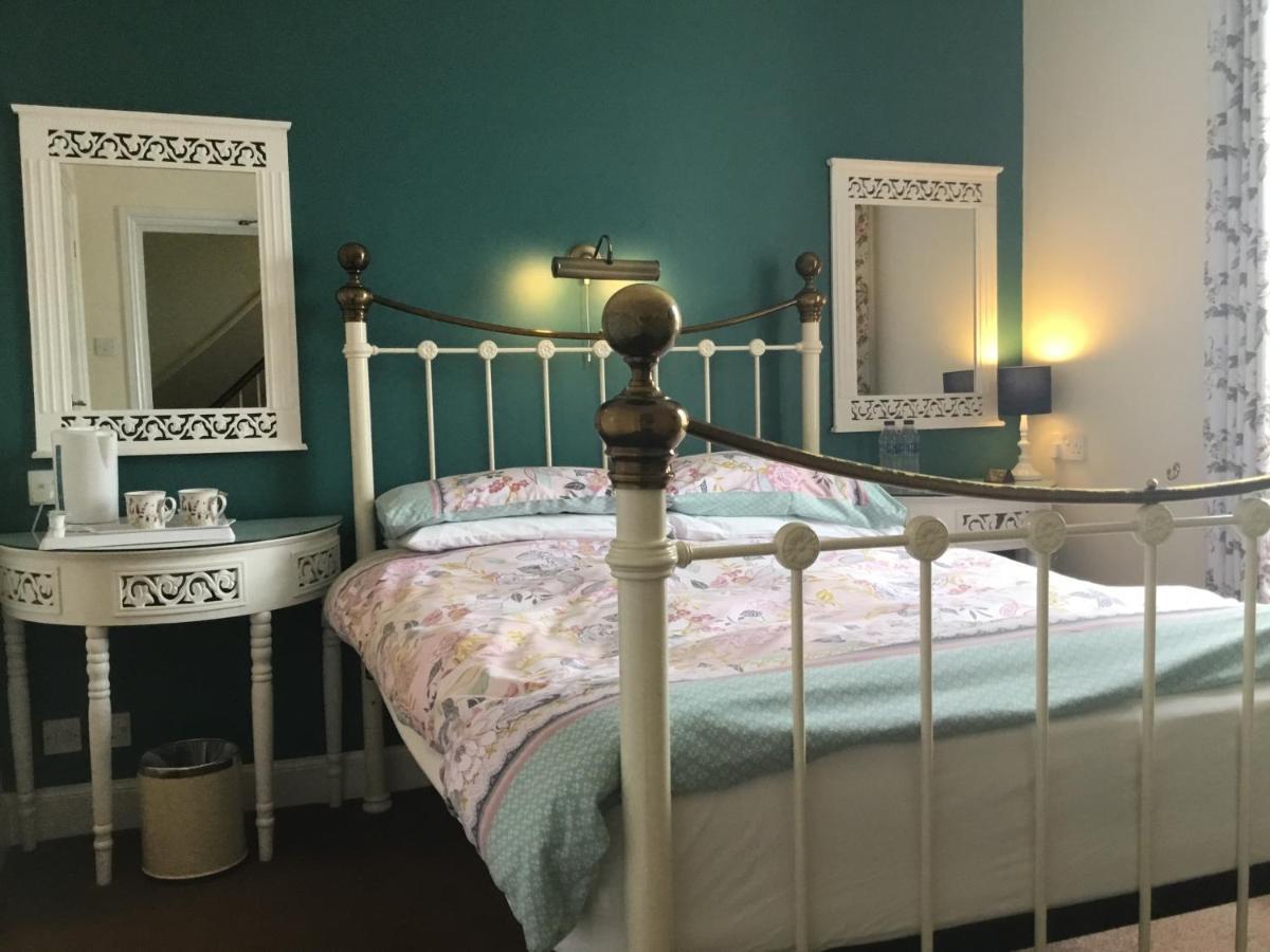 ウェーマス Seaham Bed & Breakfast エクステリア 写真