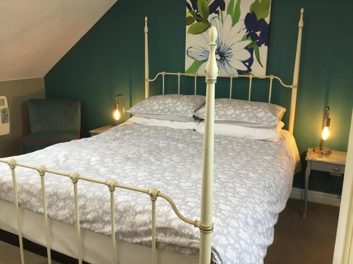 ウェーマス Seaham Bed & Breakfast エクステリア 写真