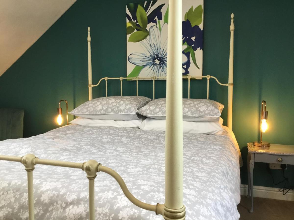 ウェーマス Seaham Bed & Breakfast エクステリア 写真