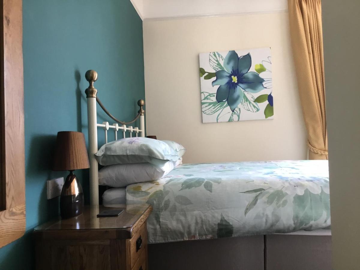 ウェーマス Seaham Bed & Breakfast エクステリア 写真